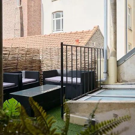 דירה Charming 2 Bedroom With Terrace