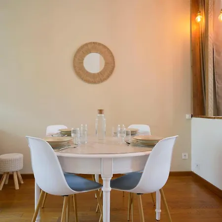 Charming 2 Bedroom With Terrace * Lila