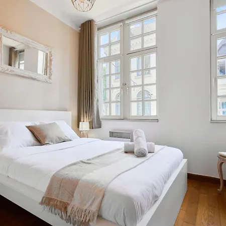 Charming 2 Bedroom With Terrace * Lille