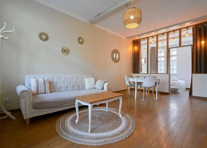 Appartamento Charming 2 Bedroom With Terrace