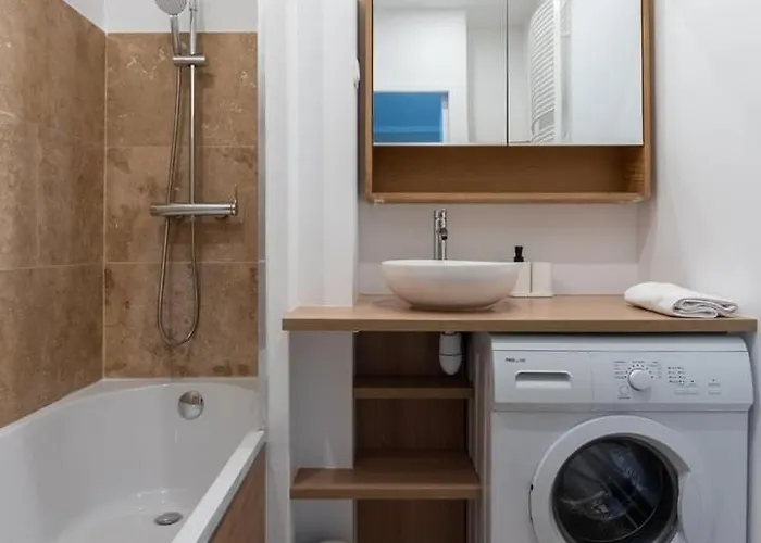 Charming 2 Bedroom With Terrace Appartamento *